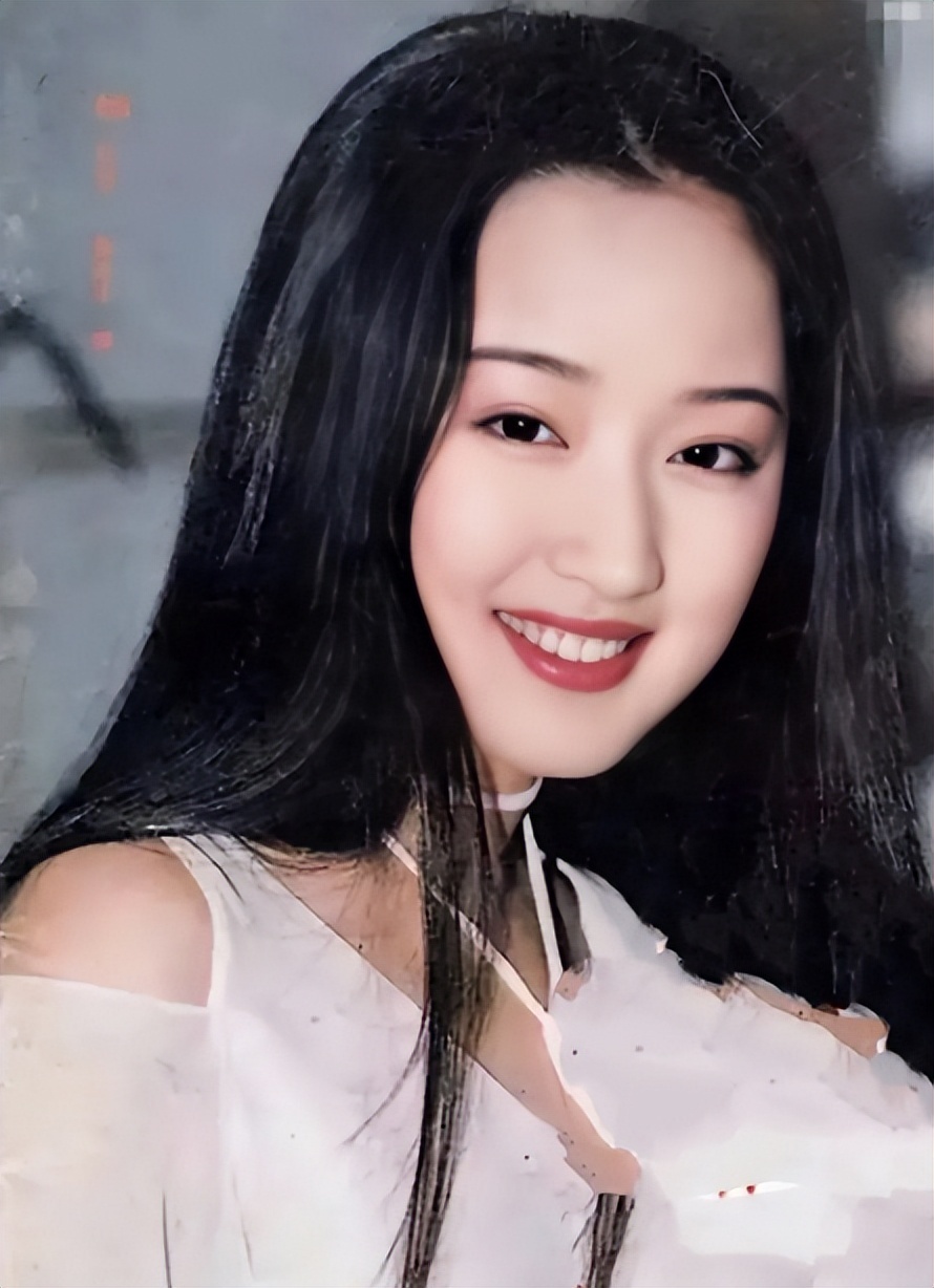 03不仅如此,就连杨钰莹昔日老师吴颂今也将她一纸告上了法庭,网传是