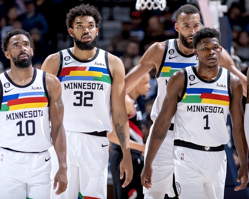 45分狂胜,20分大逆转!nba最有冠军相球队诞生,绿军要小心了