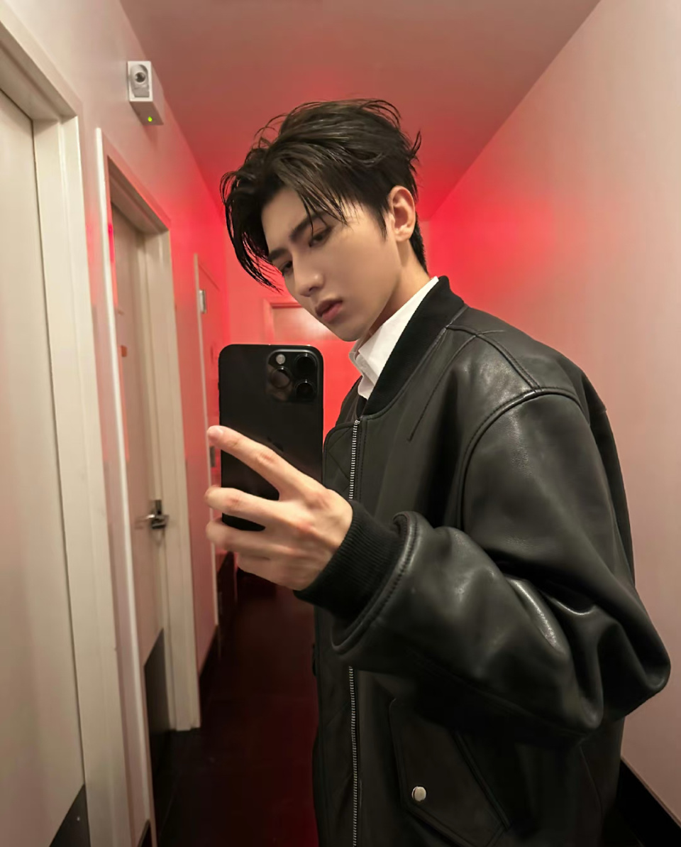 蔡徐坤:承认与c女士交往否认"强制堕胎",忏悔当初犯下的错误