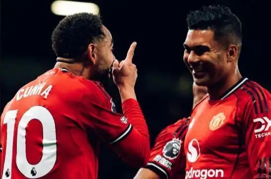 曼联4-2布莱顿，赛后评分：姆伯莫9.8分，库尼亚8.8，多尔古最低