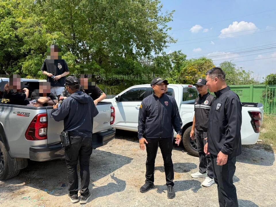 跨境電詐鏈條轉移：10名中緬人員在泰國西部被捕，疑擬前往緬甸詐騙據點 - 