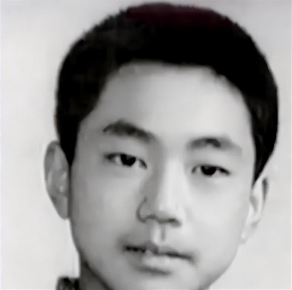 演一辈子警察了，穷得靠老朋友刘丹接济，45岁被嫂子逼婚_腾讯新闻