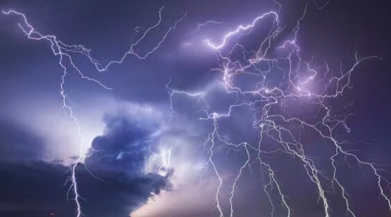 广东周日(31号)多雷雨/雷暴,下周高温闷热,雷雨"打酱油"_腾讯新闻