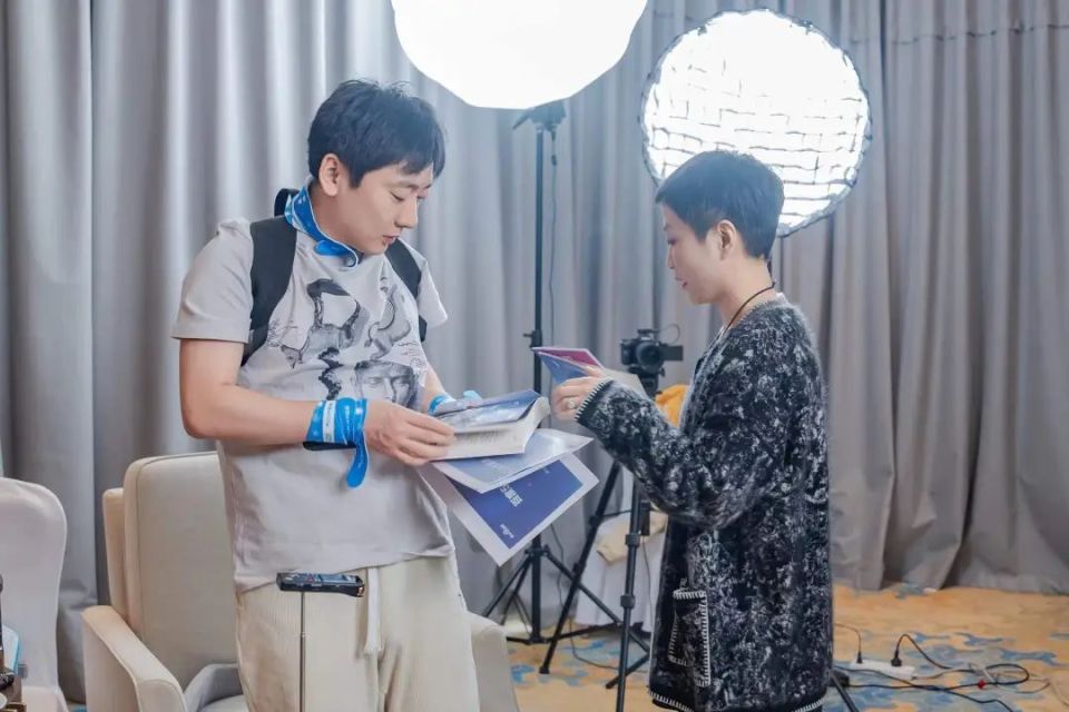 作者丨程潇熠编辑丨虞尘出品丨深网·腾讯新闻小满工作室过去数日