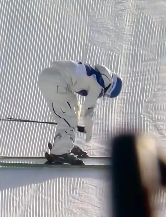 備戰冬奧三次受傷！谷愛凌淚崩：擔心再也滑不了，每次想到都會哭 - 