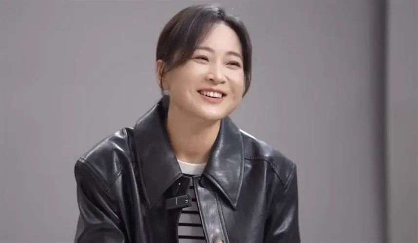 拆解贾玲资本版图|昔住地下室,今身价13亿,她凭啥?_腾讯新闻