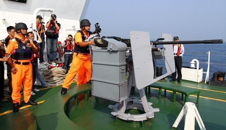 台湾海巡署：大陆挖泥船进入金门海域活动，准备进行“驱逐”_腾讯新闻
