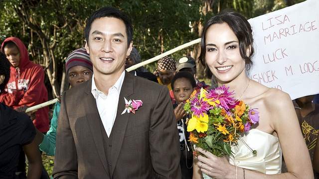 ������Ľ��ձ��ع� ��ǽ����и��������������ȥ��Զ