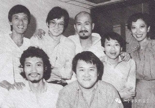 南生还在考虑时,黄百鸣已将工资打进她的账户.就这样,在三巨头