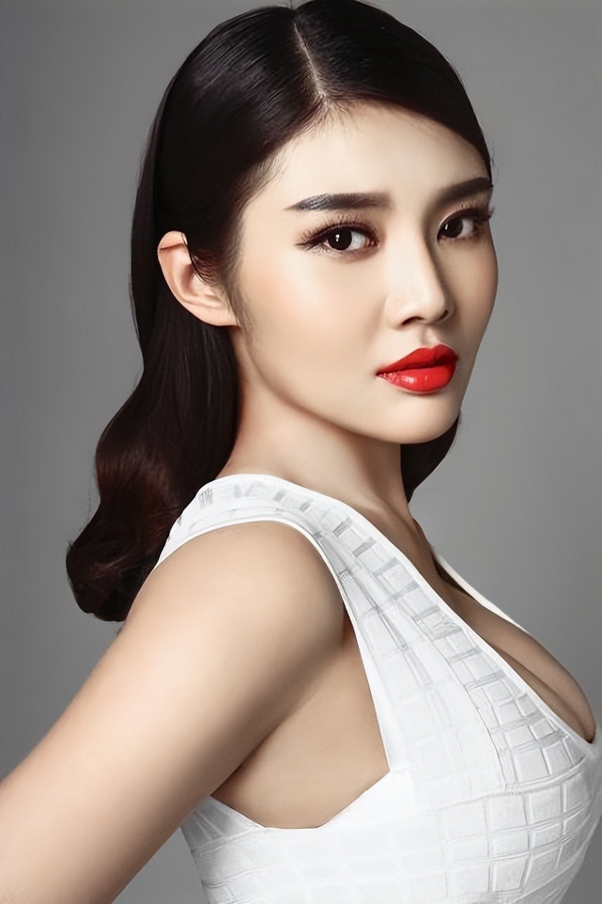 大量性感隐私照片遭贩卖,徐冬冬大动肝火发怒,表示会告到底