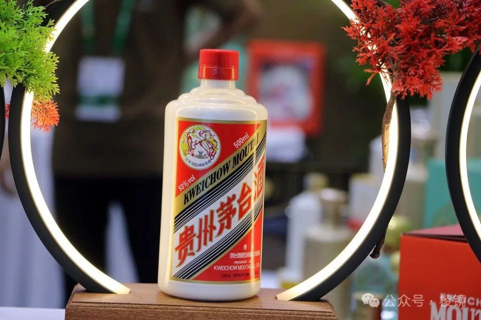 飞天茅台的惊魂五日：有黄牛亏损10万卖酒，有的硬扛等中秋旺季_腾讯新闻