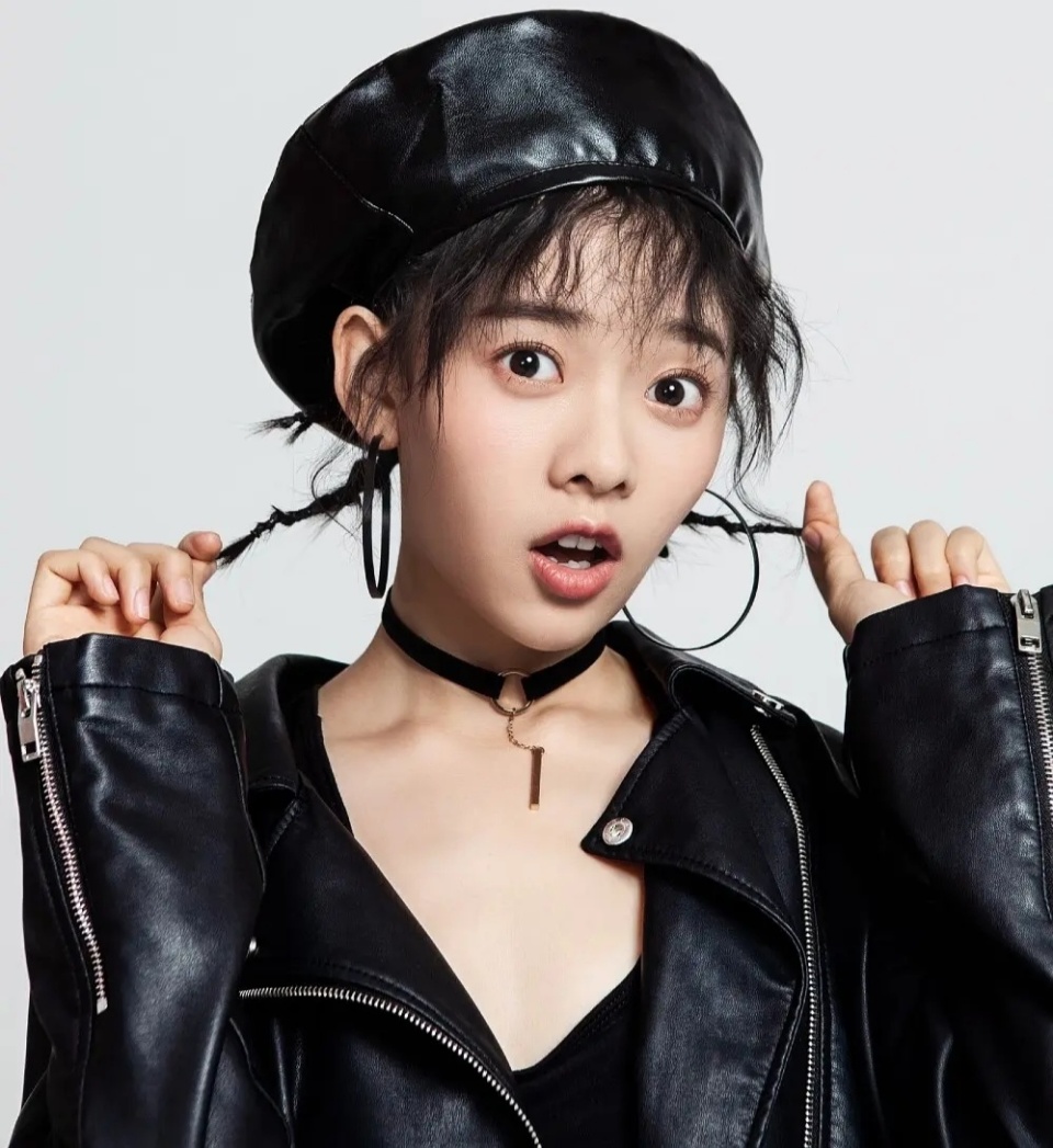 王丽娜,相信很多观众对于这个名字并不熟悉,1999年出生的演员,出演的