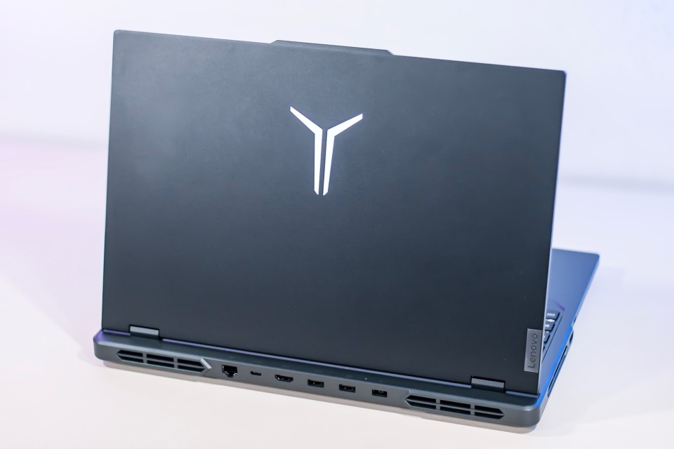 联想拯救者r9000p 2023游戏本评测:不以年份论,性能不落下风_腾讯新闻