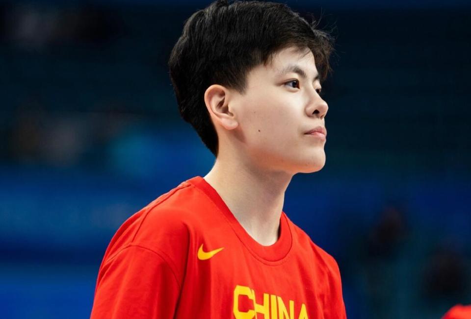 女篮球员杨舒予再次拒绝饭圈 呼吁粉丝不要接机:不喜欢,球场见