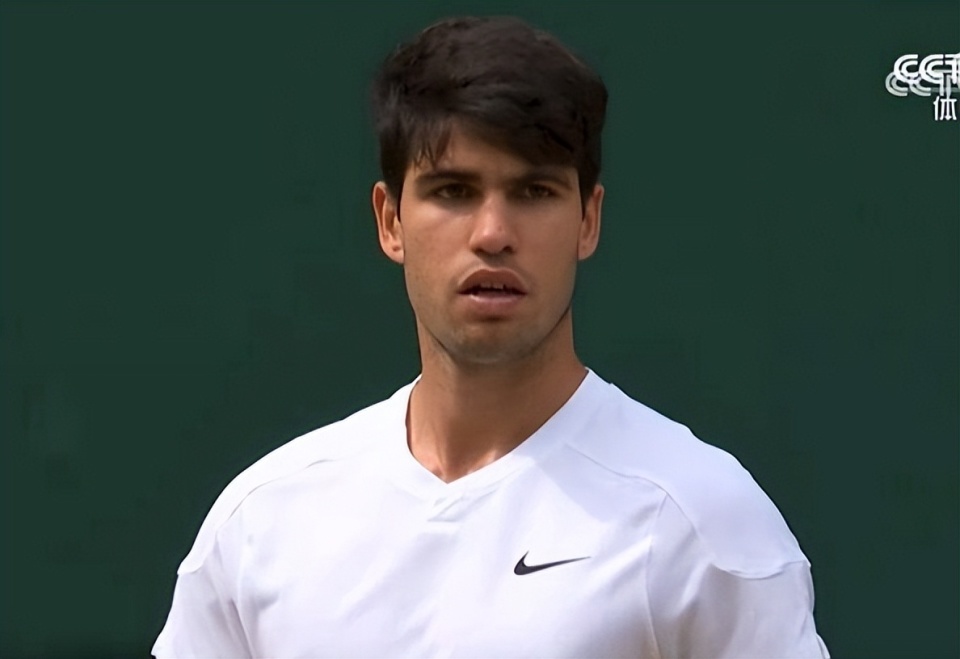 费德勒纪录保住了!德约遭横扫8冠梦碎,阿卡追平纳达尔携手冲金