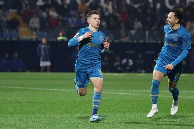 葡超:波尔图3-0法马利康,积分追平本菲卡,塔雷米破门