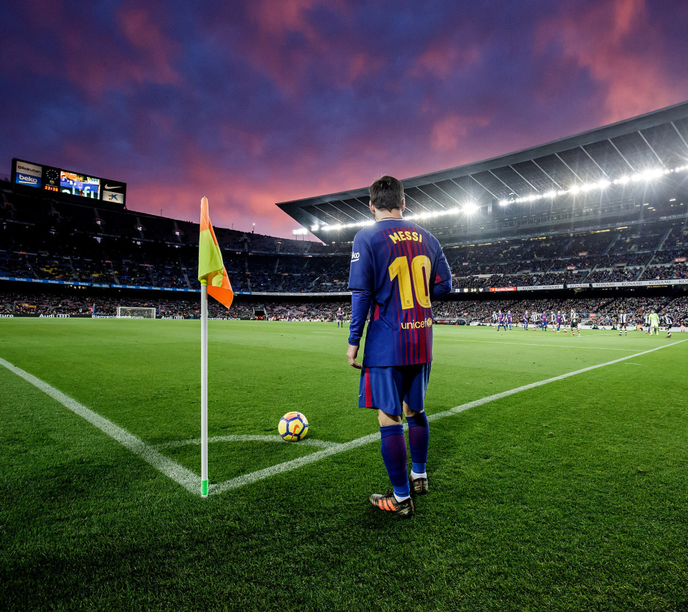 他是巴萨的球迷,只要巴萨召唤,他必定将会成为巴萨的球员,但是现在