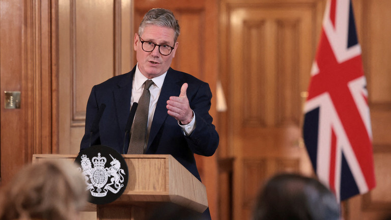 英国新任首相基尔·斯塔默向乌克兰总统泽连斯基保证坚定不移的支持