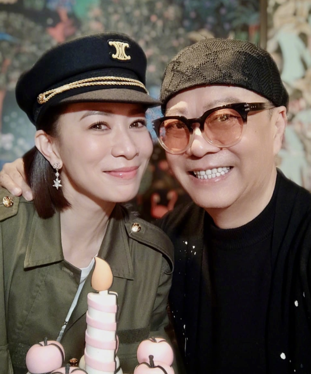 众星庆祝佘诗曼48岁生日,七魔女只有她没嫁,前男友已是四宝爸