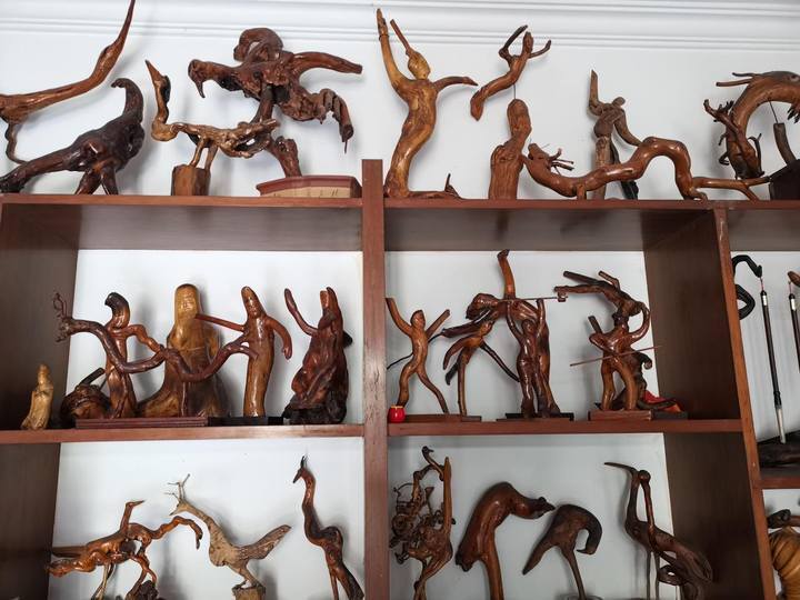 写点生活|岳父的根雕人生