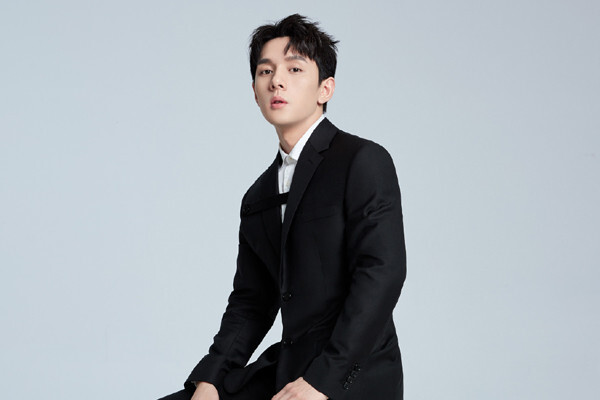 小杨哥开撕李佳琦!