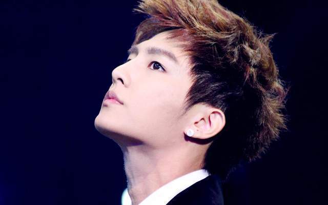 曝炎亚纶对私密影片外流的态度,是庆幸没有露脸,有很多暧昧对象-腾讯