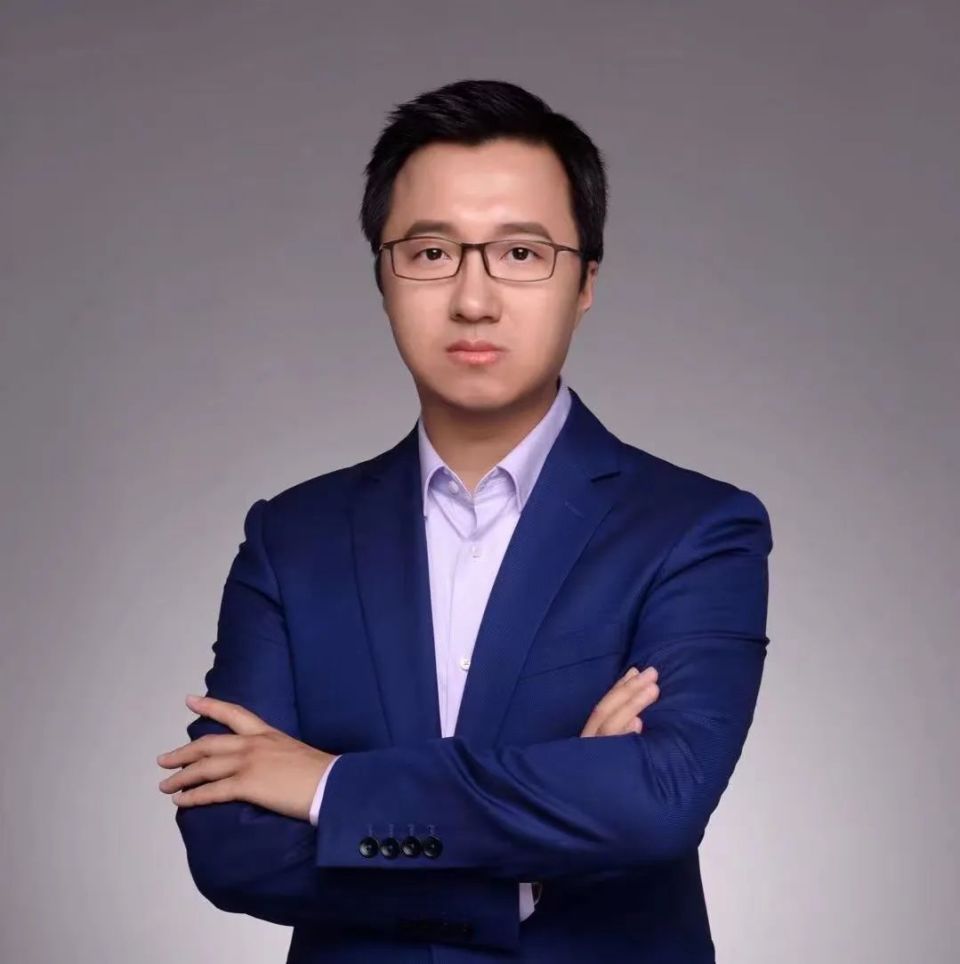 换言之,张三认为自己被侵犯隐私的,只要拿出证据证明