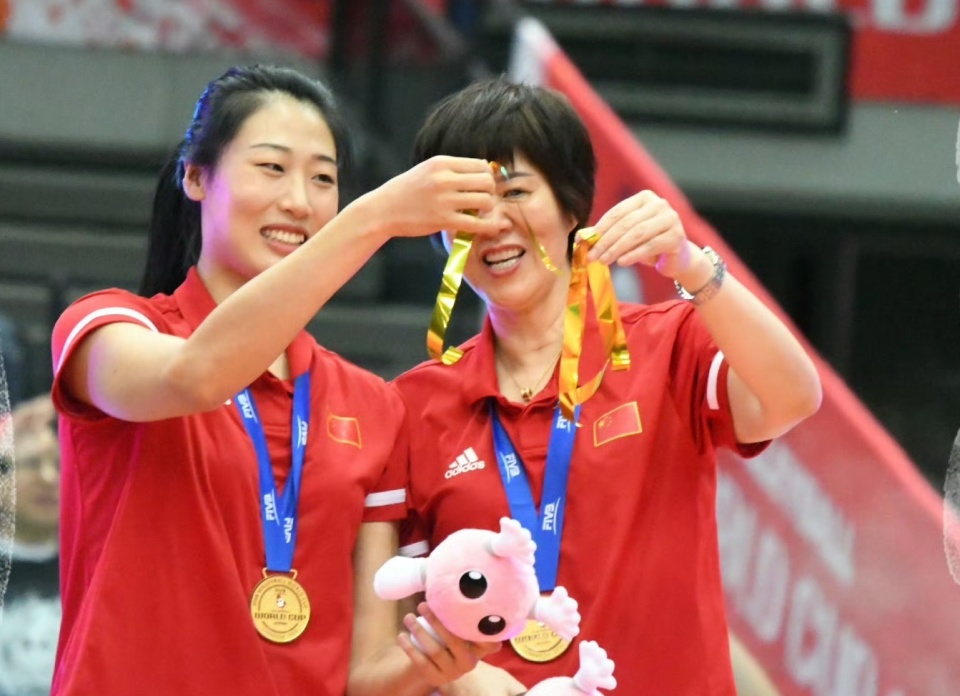 郎平旧将海外联赛大爆发,刘晏含荣膺得分王,还能重返国家队吗?