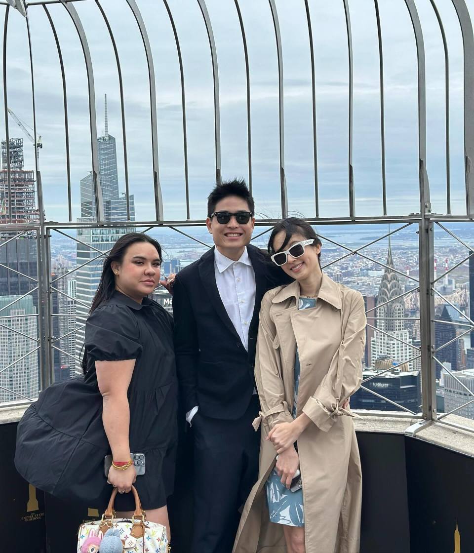 泰国最美变性人宝儿与丈夫畅游国外!