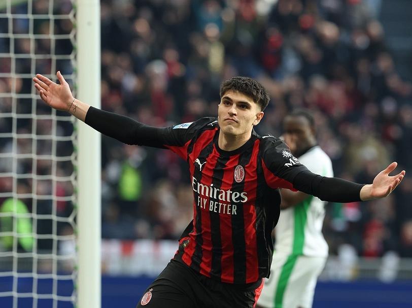 意甲一夜變天：國米滅苦主強勢登頂，AC米蘭失好局，衛冕冠軍爆冷