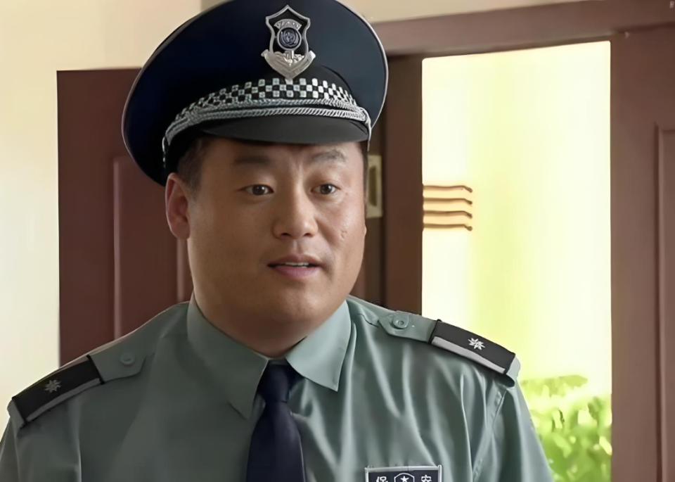 宋晓峰应该算是小人物逆袭的代表