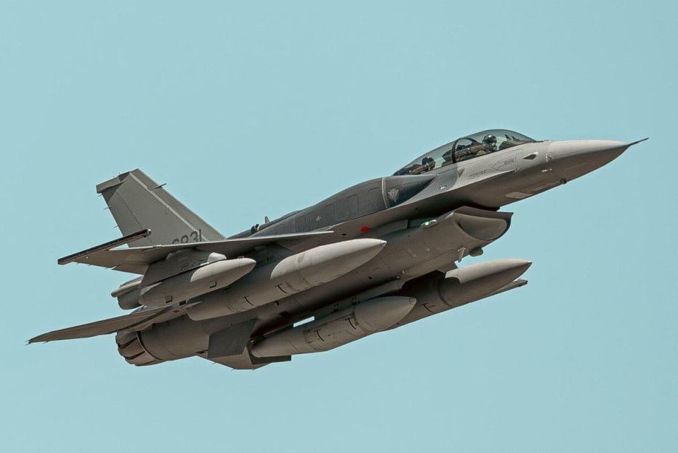 ������������F-16Vս�����ִ�̨��