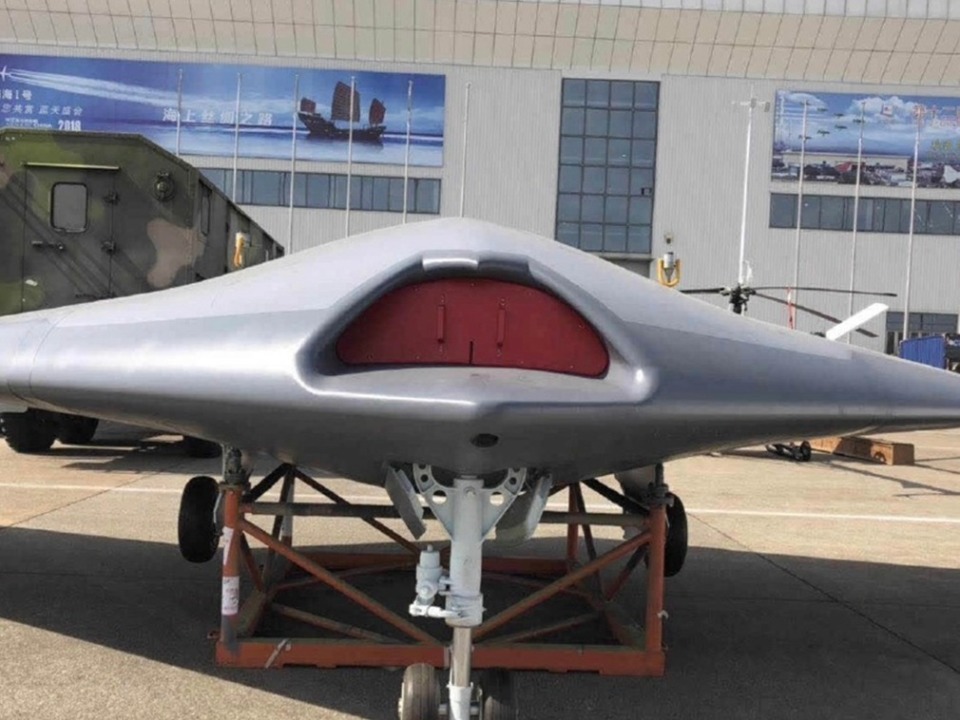 中国公开天鹰隐身无人机可用于执行高风险任务