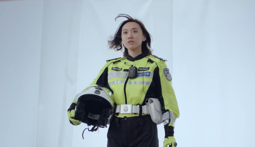 《卧底警花》刚开播就翻车,两大主演成最大败笔,可惜了戏骨们!