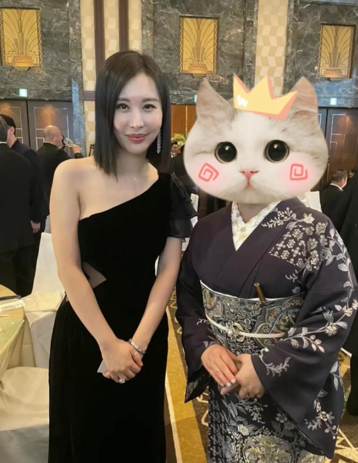 王石应该感谢前妻王江穗,让他有幸娶田朴珺,还移居日本共享晚年