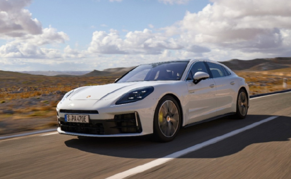 全新帕拉梅拉正式上市!动力升级_腾讯新闻