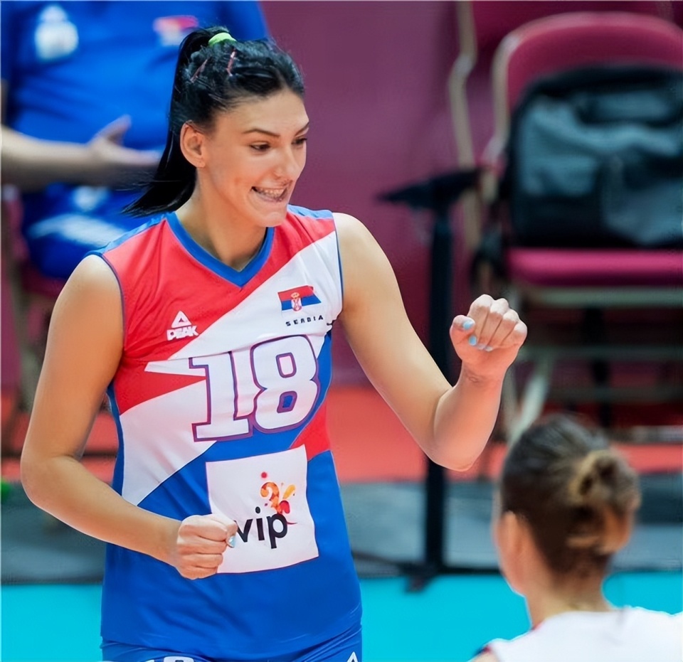 博斯科维奇抵达韩国中国女排将遭遇巨大挑战蔡斌需做困难准备