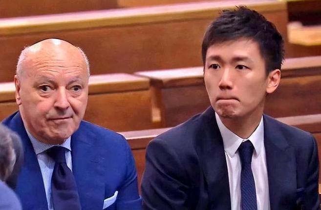 投入9亿夺7冠!张康阳成功清零债务,戴1500万名表 秀3辆千万豪车