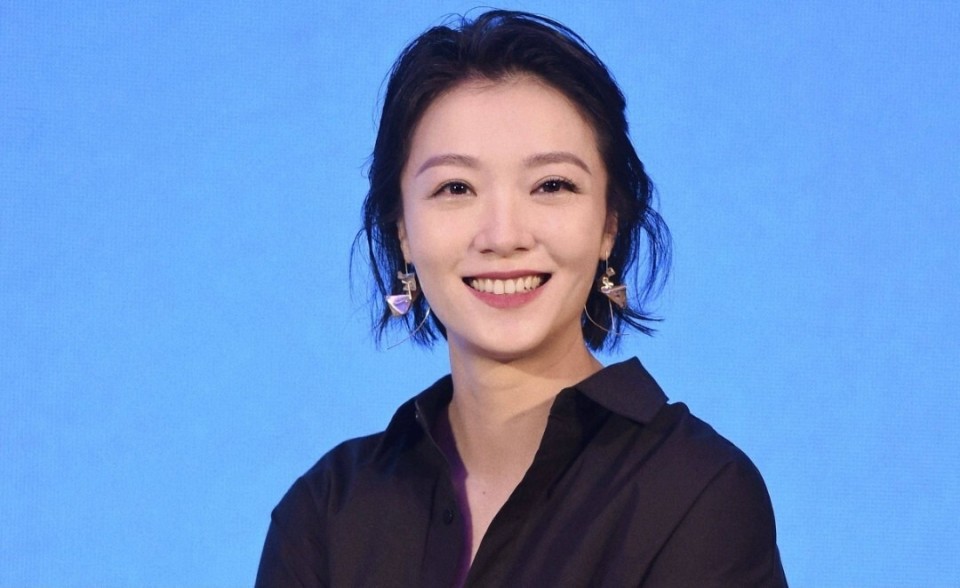 存在感不强,却是很多男孩心中的白月光,齐溪的感情经历有点复杂