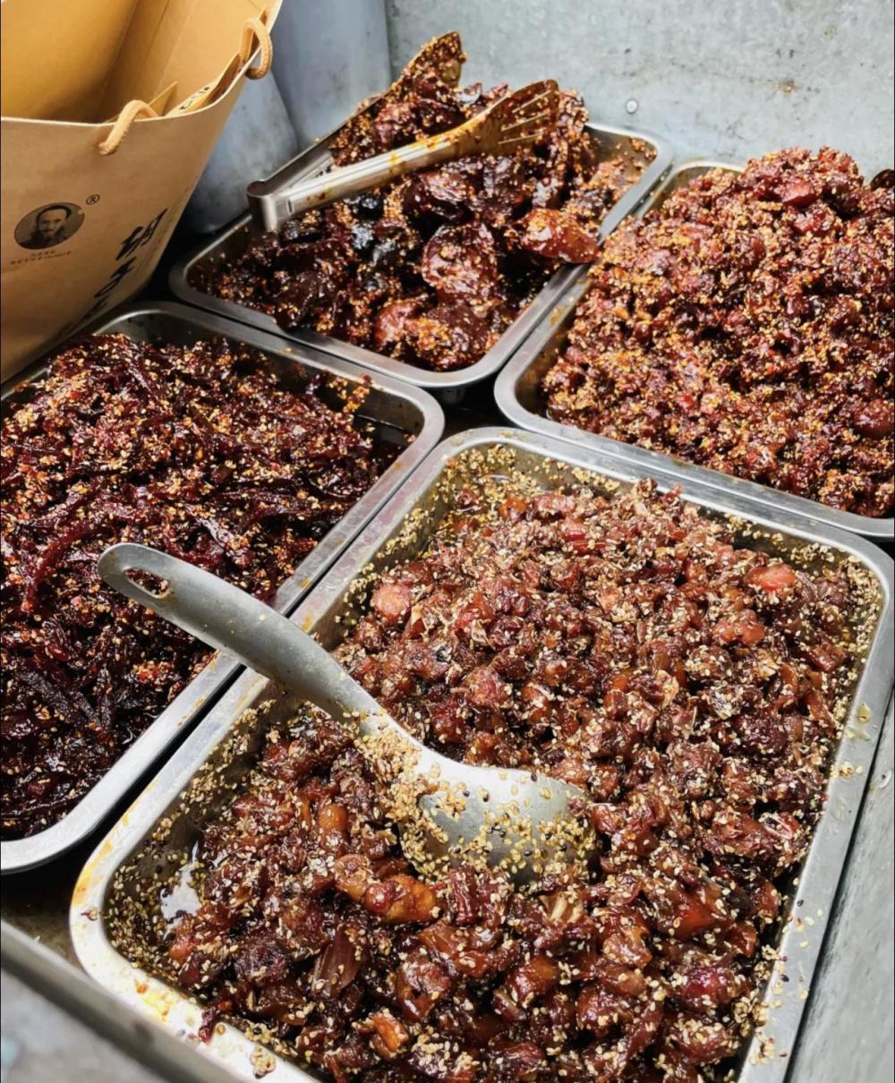 彭州老字号"胡子兔",曾荣获《成都名小吃》,3代人的美味传承_腾讯新闻