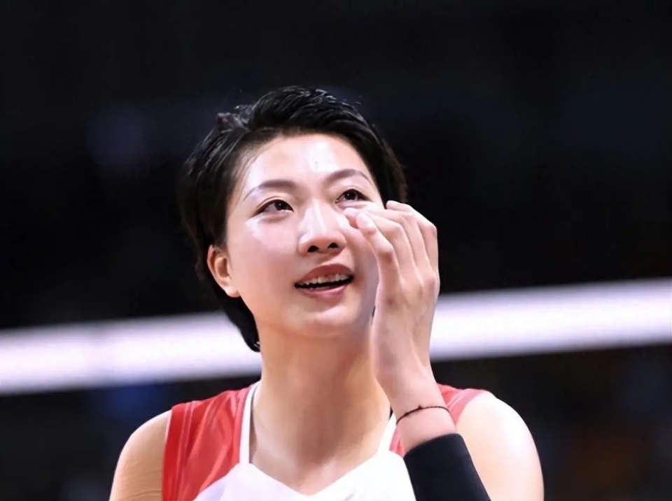 土媒爆瓦基弗银行即将签下袁心玥,女排第一副攻有望征战土超联赛