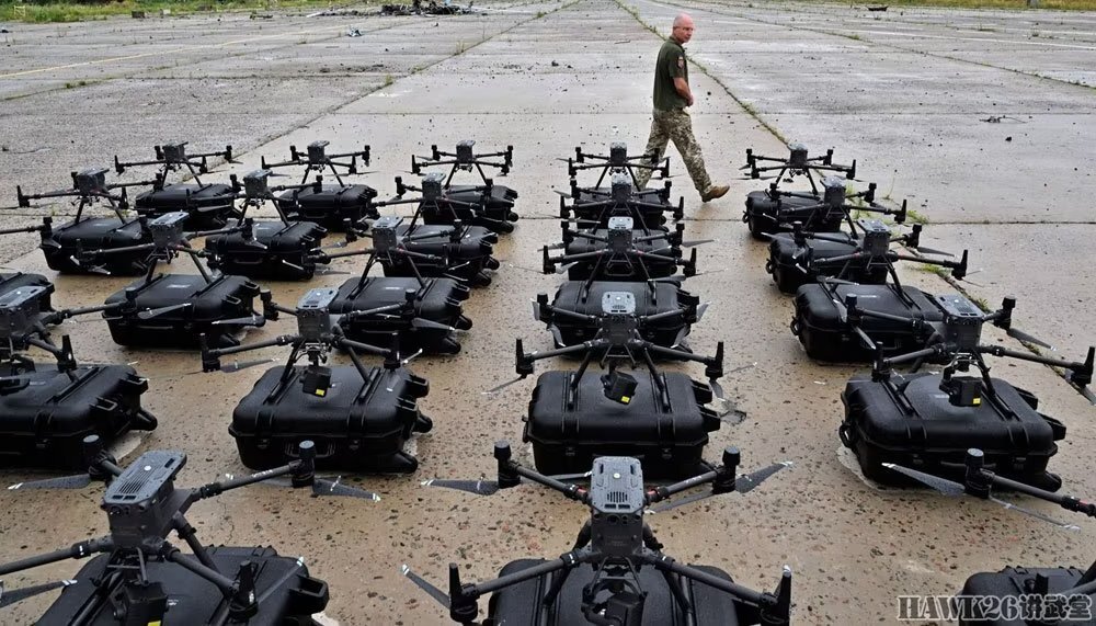 无人机之战:俄乌武装冲突450天 小型四轴飞行器成为"战场幽灵"_腾讯