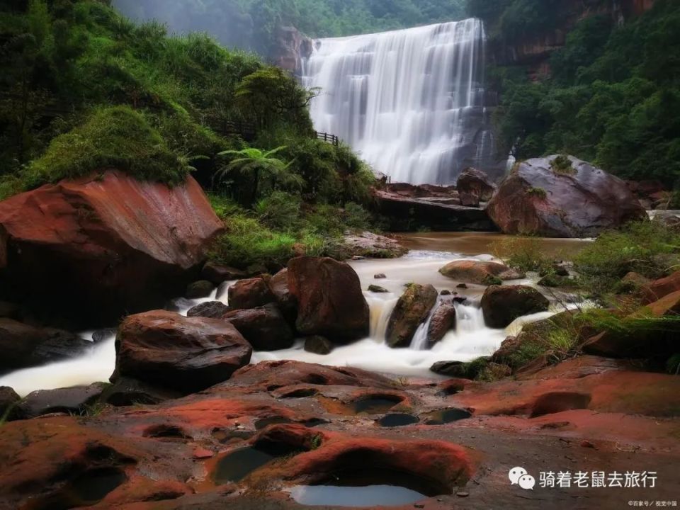 追寻自然奇观,探秘福建德化岱仙瀑布