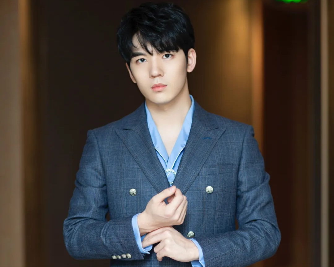 仝卓表弟獲救了！照片曝光頭髮已被剃光，從求助到救出不到24小時 - 