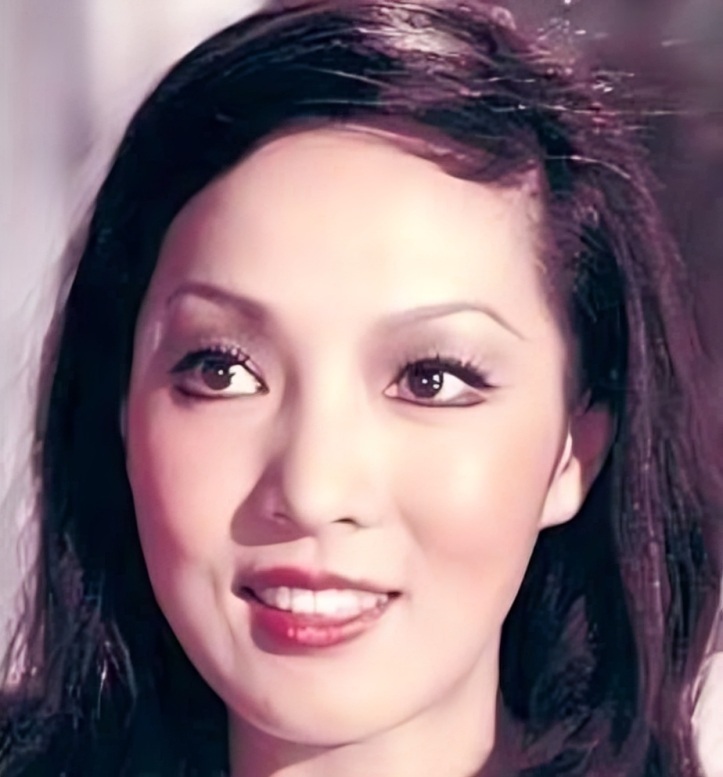 明星姐妹命运不同!恬妮嫁岳华婚姻幸福,恬妞二次离婚如今仍单身