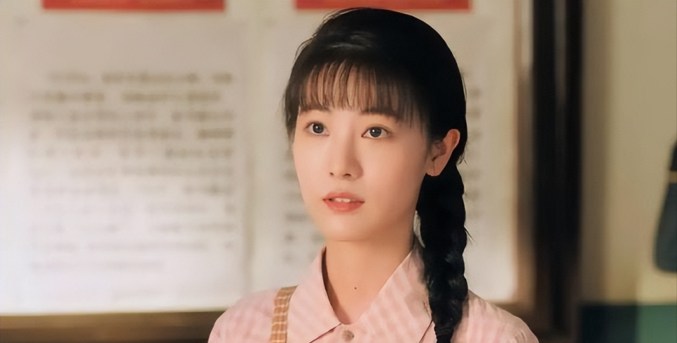 《纯真年代的爱情》大结局，直到凌漪被开除，才看清叶峰另一面_腾讯新闻