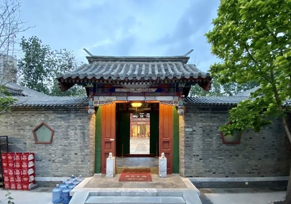 揭秘四合院交易市场:定价随意,房主保密,顶级富豪的身份象征-腾讯新闻