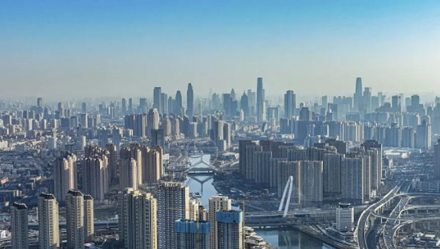 罗志恒解读5月经济数据：转型中的四重结构分化