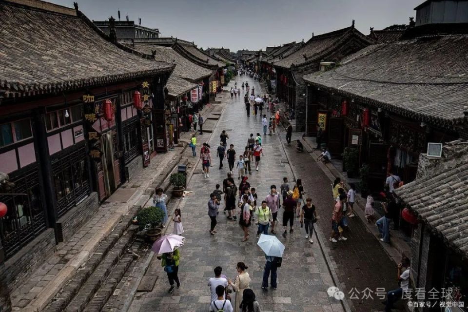 景区位于山东省潍坊市青州市凤凰山路阜财门,国家5a级旅游景区,青州