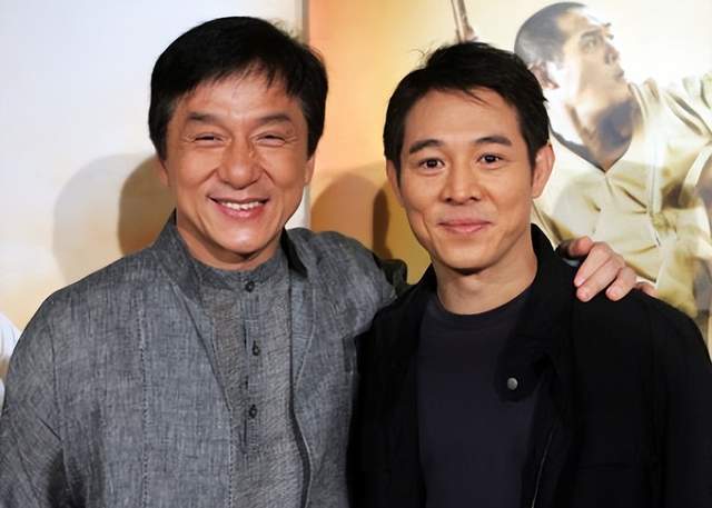 武打巨星李连杰公开亮相,身材消瘦面部衰老,就像是年迈的老爷爷_腾讯
